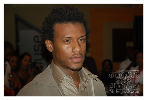 a_little_bit_of_bling-024