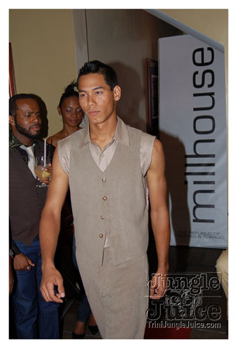 a_little_bit_of_bling-028