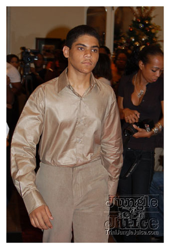 a_little_bit_of_bling-034