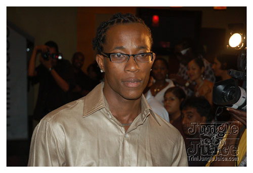 a_little_bit_of_bling-038