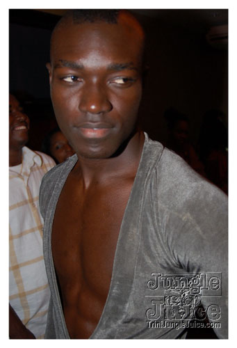 a_little_bit_of_bling-041