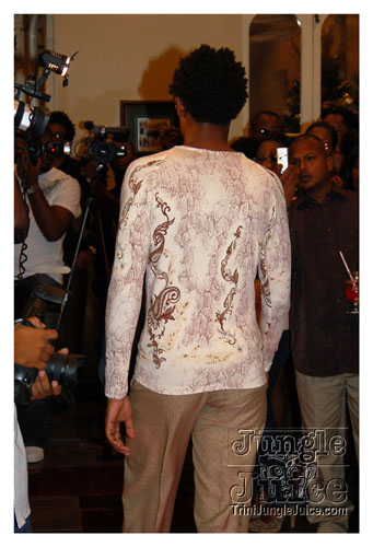 a_little_bit_of_bling-045