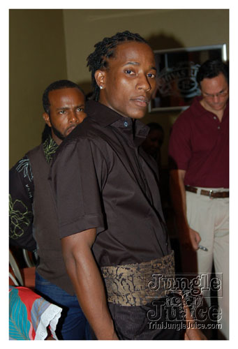 a_little_bit_of_bling-052