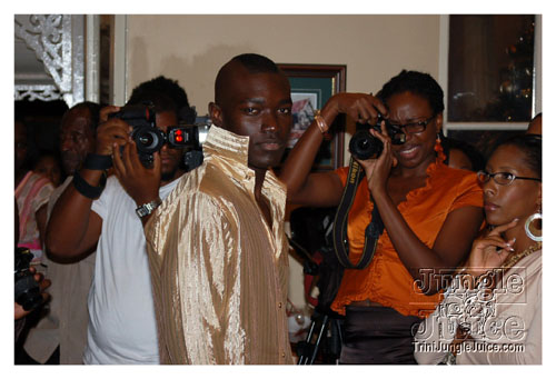 a_little_bit_of_bling-059