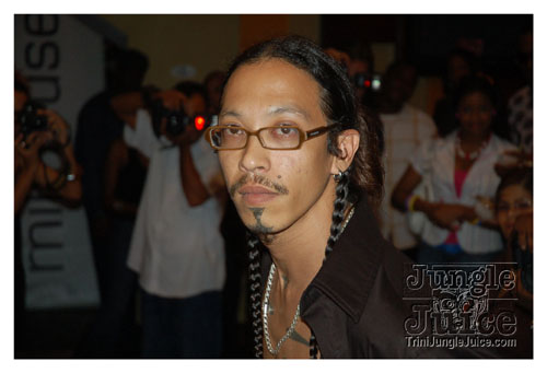 a_little_bit_of_bling-068