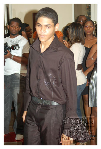 a_little_bit_of_bling-076