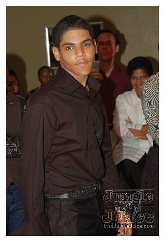 a_little_bit_of_bling-077