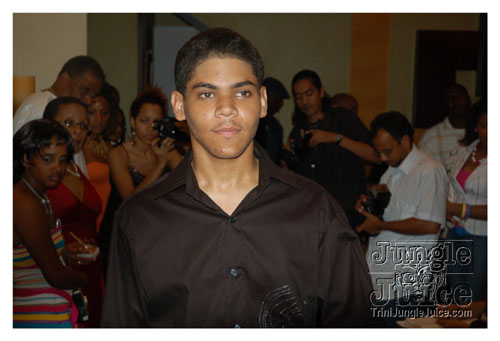 a_little_bit_of_bling-078