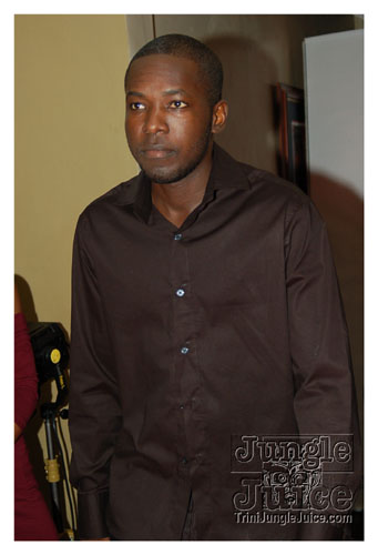 a_little_bit_of_bling-079