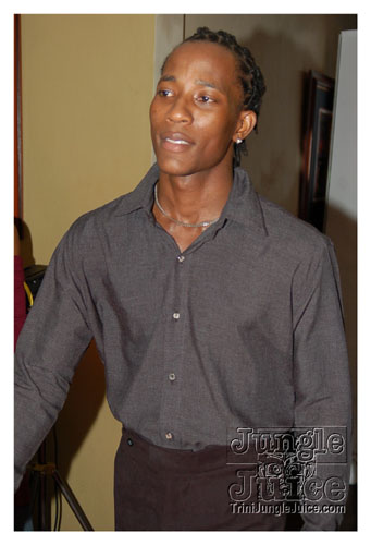 a_little_bit_of_bling-080