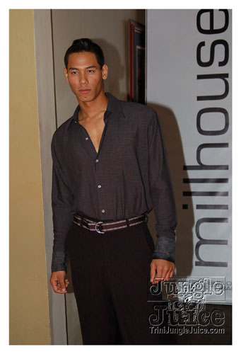 a_little_bit_of_bling-082