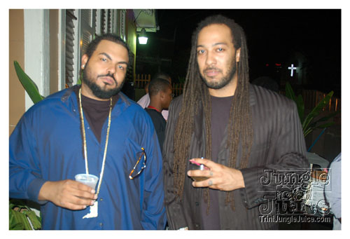 a_little_bit_of_bling-112