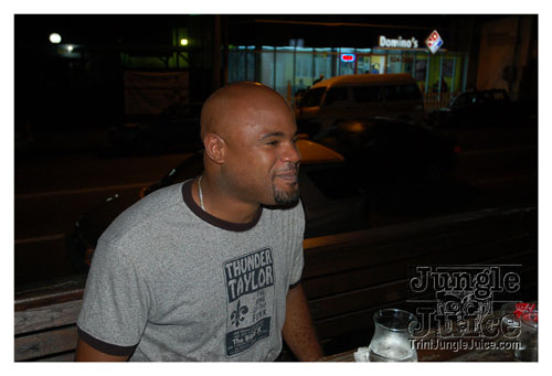 a_little_bit_of_bling-118