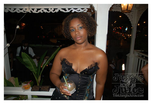 a_little_bit_of_bling-120