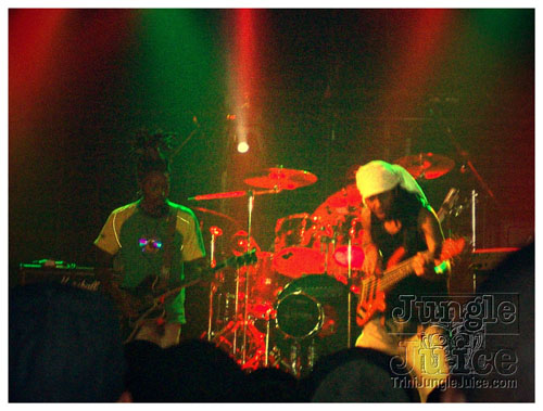 admiral_t_live_2007-020