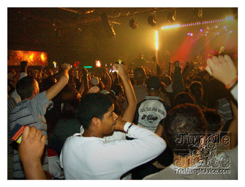 admiral_t_live_2007-021