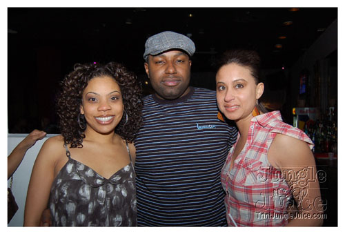 adrenaline_nov_2k7-002