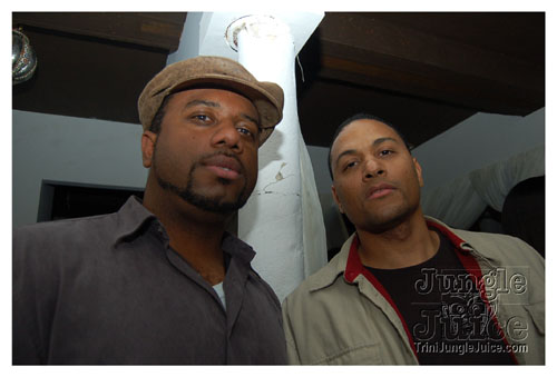 adrenaline_nov_2k7-013