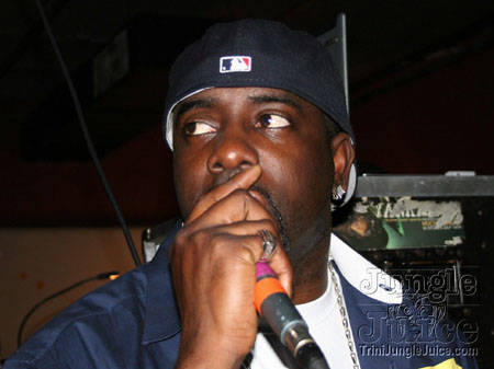 alison_hinds_ny07-02