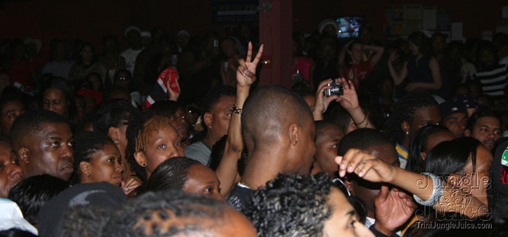 alison_hinds_ny07-16