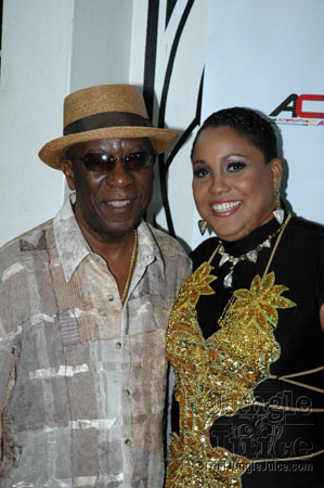 alternative_concept_5-007