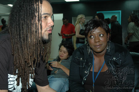 alternative_concept_5-037