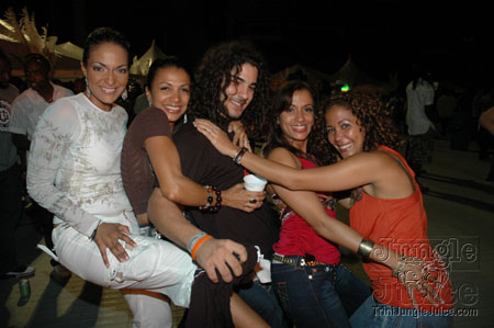 alternative_concept_5-063