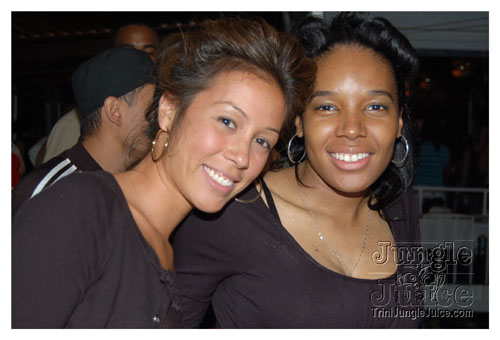 amnesia_boat_cruise_2007-030