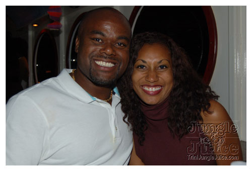 amnesia_boat_cruise_2007-039