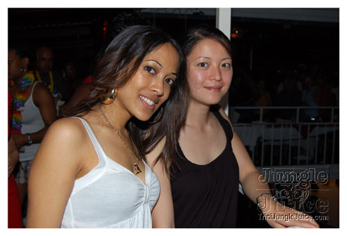 amnesia_boat_cruise_2007-052
