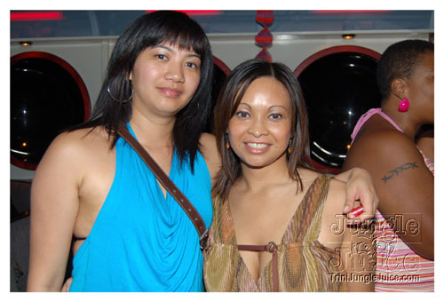 amnesia_boat_cruise_2007-075