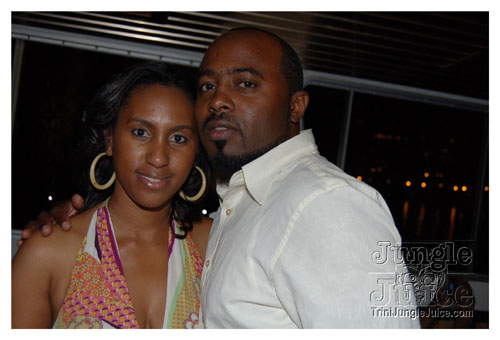 amnesia_boat_cruise_2007-081