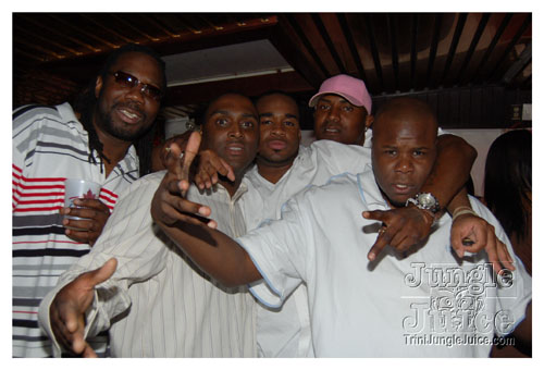 amnesia_boat_cruise_2007-085