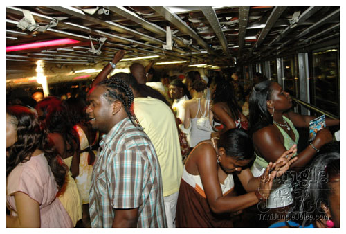 amnesty_boatride-070
