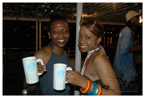 baby_blue_boatride_2007-009