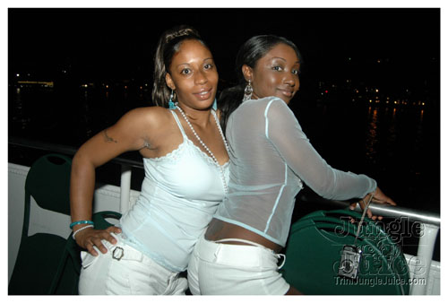 baby_blue_boatride_2007-015