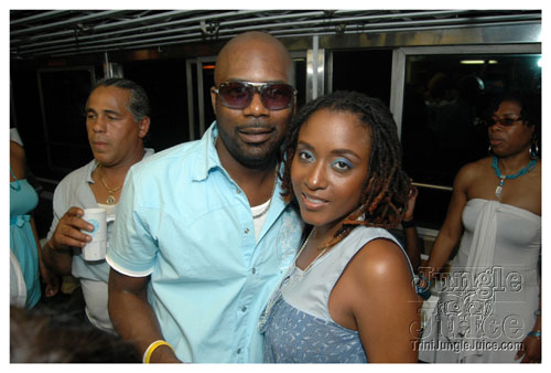 baby_blue_boatride_2007-050