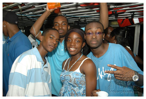 baby_blue_boatride_2007-065