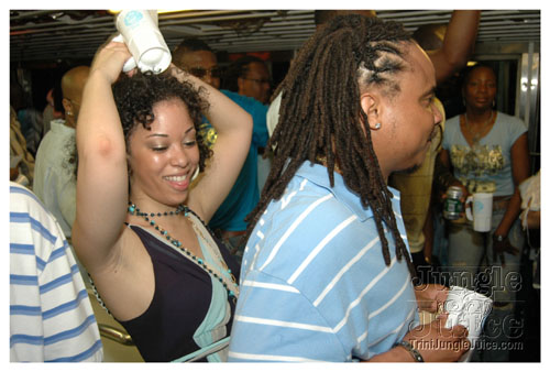 baby_blue_boatride_2007-067