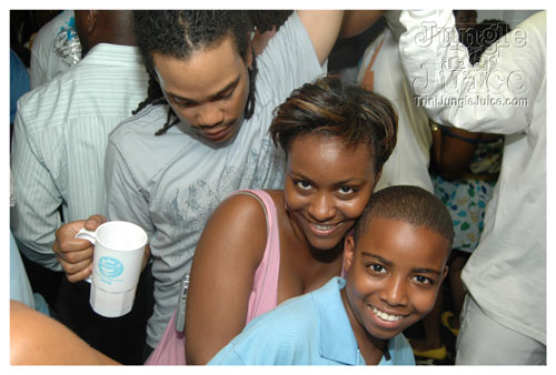 baby_blue_boatride_2007-095