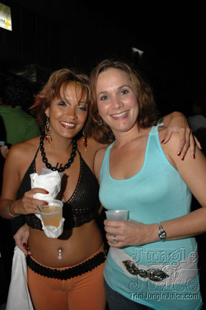 bacchanal_wed_2007-010