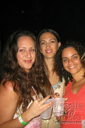 bananas_drinks_incl_feb07-05