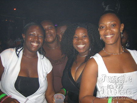 bananas_drinks_incl_feb07-13