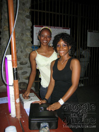 bananas_drinks_incl_feb07-21