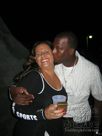 bananas_drinks_incl_feb07-25