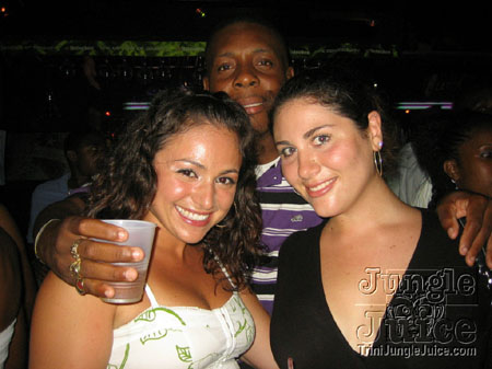 bananas_drinks_incl_feb07-46