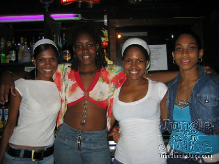 bananas_drinks_incl_feb07-47