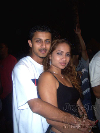 bazoodee_friday_2k7-022