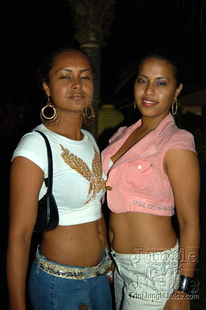 bazoodee_friday_2k7-042