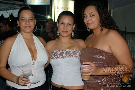 bazoodee_friday_2k7-043